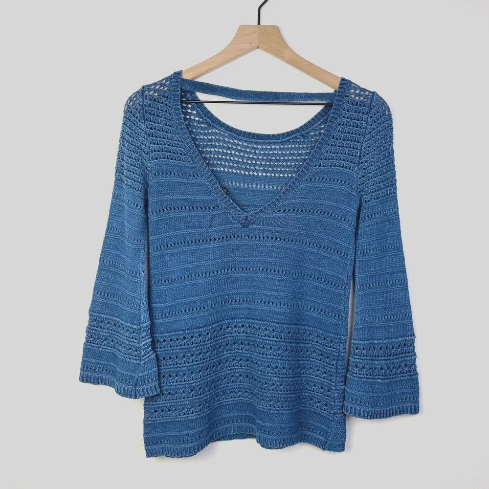White House Black Market Blue Boho Crochet Knit Bell Sleeve Sweater‎ XXS